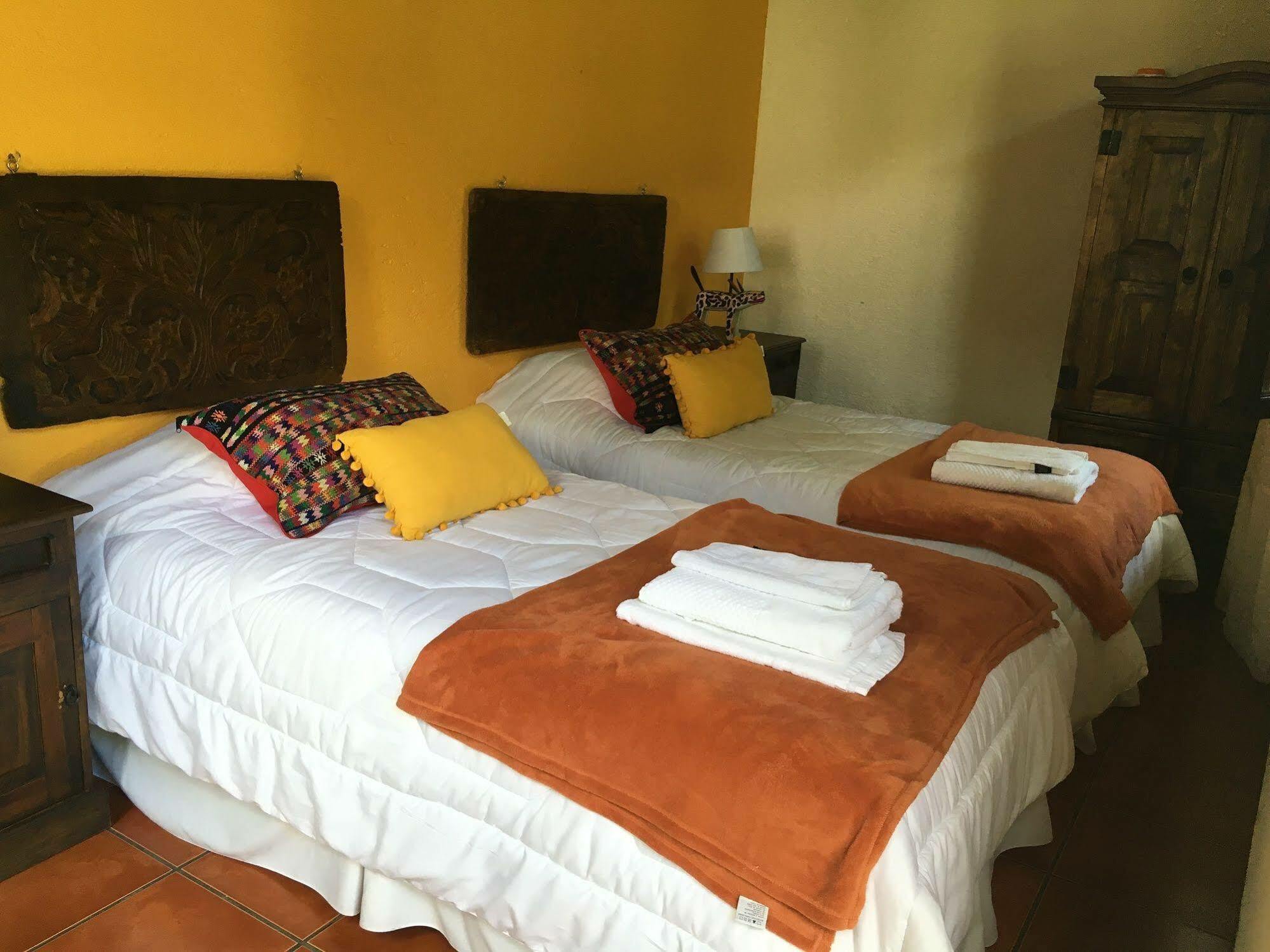 Bed and Breakfast Casa Naranjo Antigua Екстер'єр фото