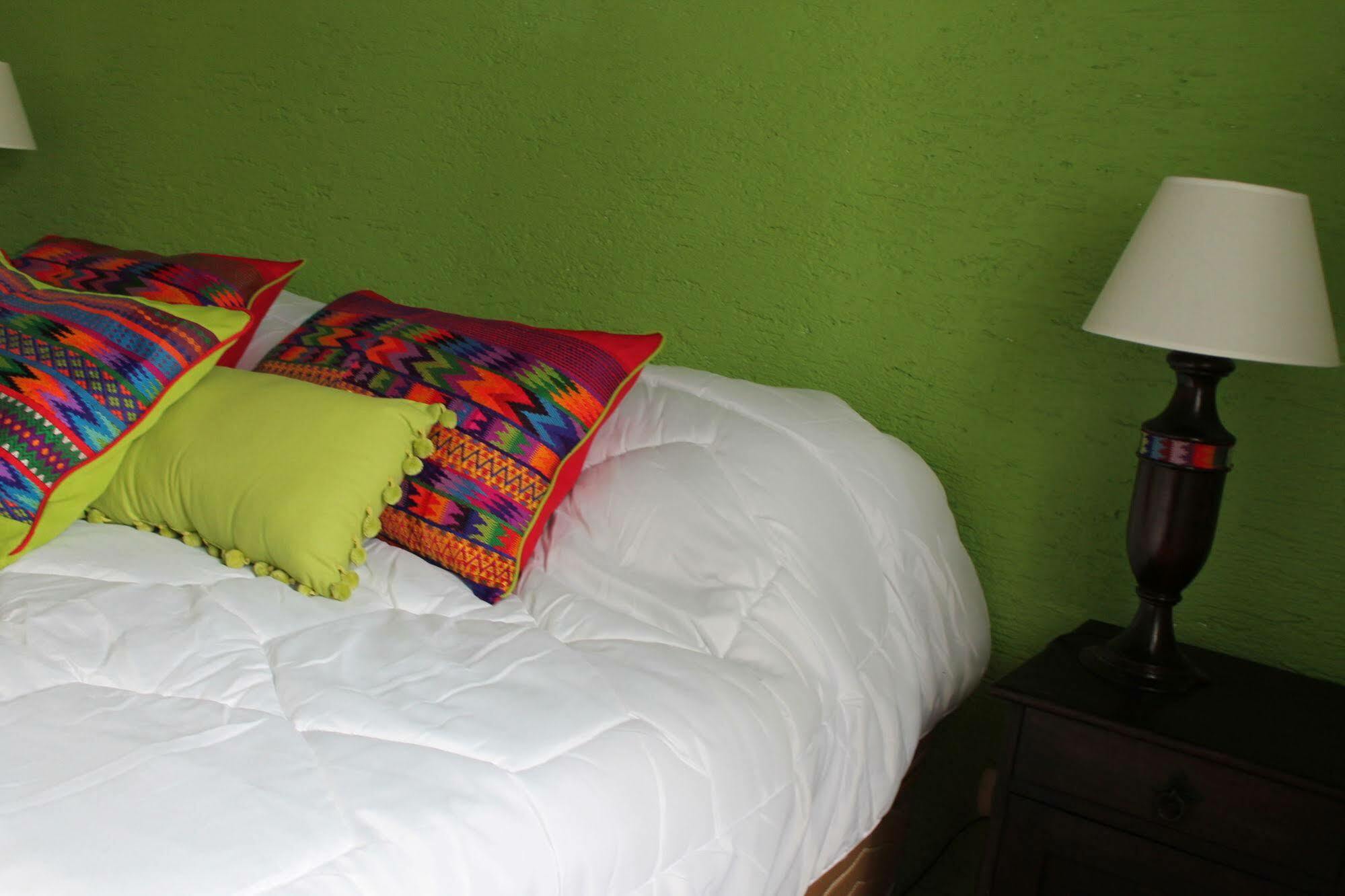 Bed and Breakfast Casa Naranjo Antigua Екстер'єр фото